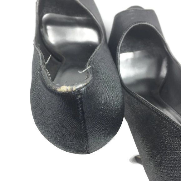 JLO Metallic Gray Shiny platform open toe heels - Picture 7 of 7